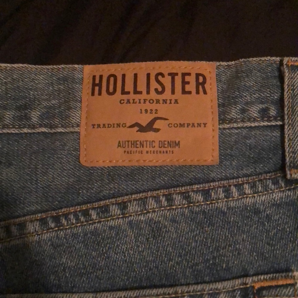 Hollister jeans